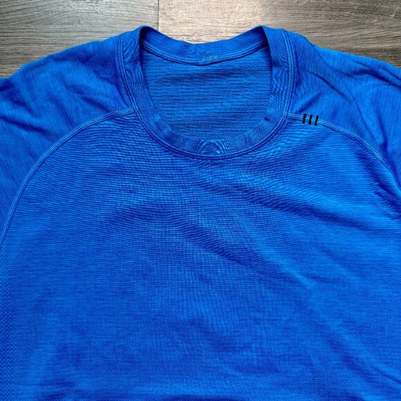 Lululemon Men's Metal Vent Tech Short Sleeve Shirt - Poseidon Blue - Picture 3 of 8